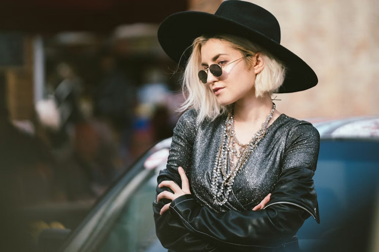 Nightward Aesthetics: The Cultural Pulse of Dark Fashion