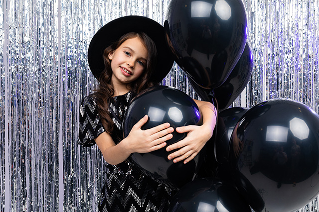 Midnight Glam: The Allure of Dark Beauty